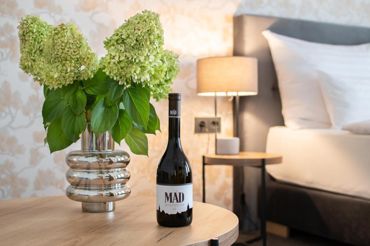 Mád Botrytis Borhotel מראה חיצוני תמונה